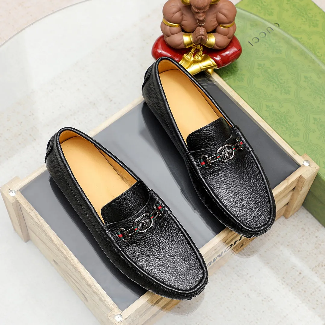 Men's shoes💰360💰🕷🕷️【 GUCCI 】Gucci's best-selling trendy men's casual slip-on shoes 🇨🇳Official website original 1:1 mold 💯Original quality, fine workmanship ☘Fashionable and versatile, perfect shape, comfortable on the feet 🍓Trendy men's recommended model, imported cowhide on the top layer 🎋High-quality pigskin lining, rubber wear-resistant and non-slip outsole, high-end atmosphere, worth owning 🍉Optional 38-44